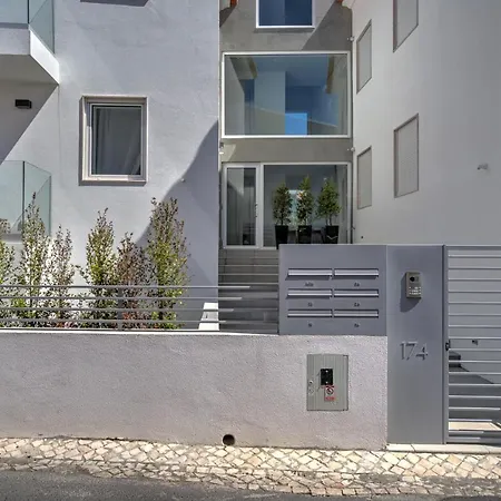 Urban Beach In Cascais Daire